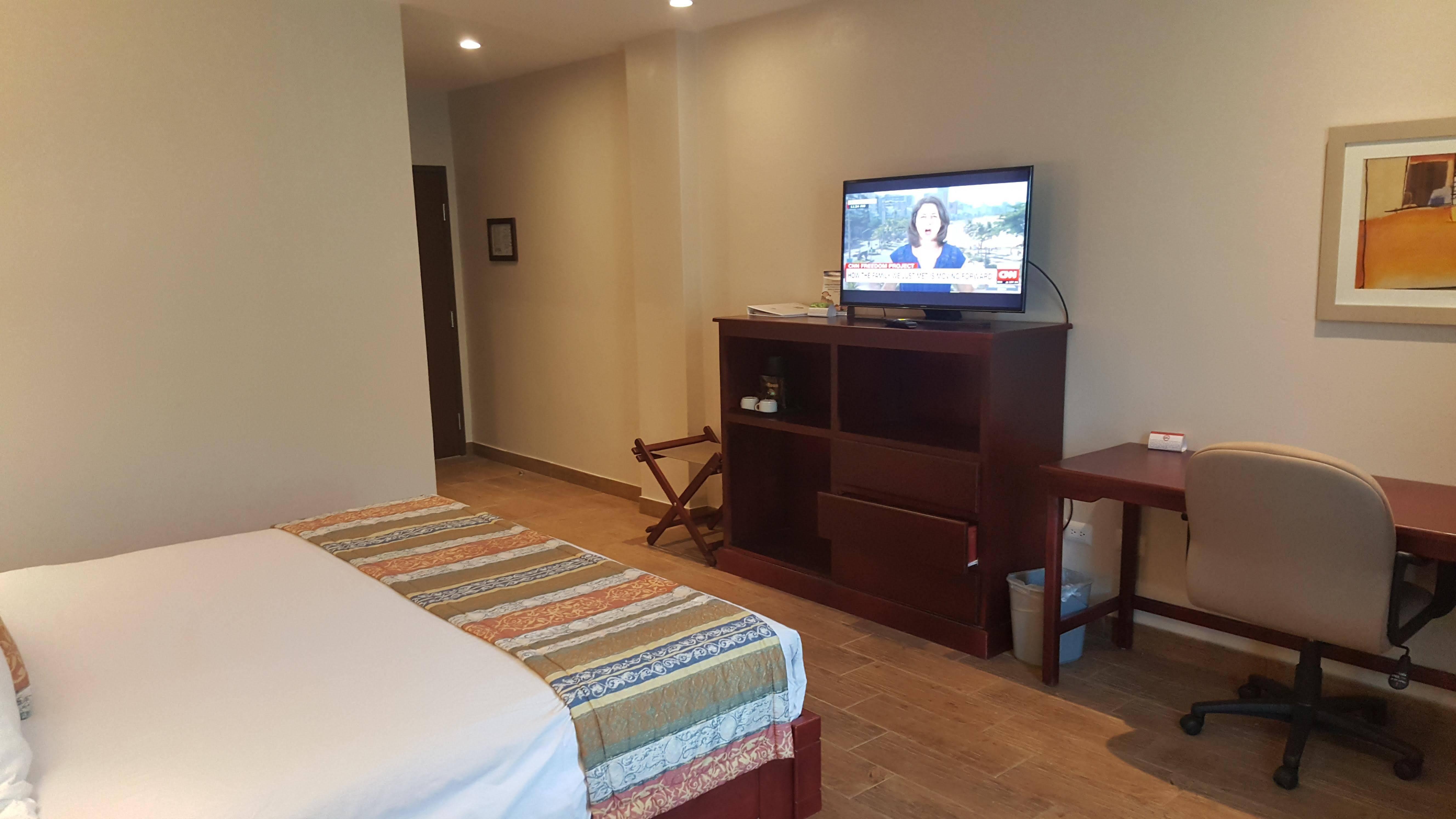 Best Western Bazarell Inn Montemorelos Bagian luar foto
