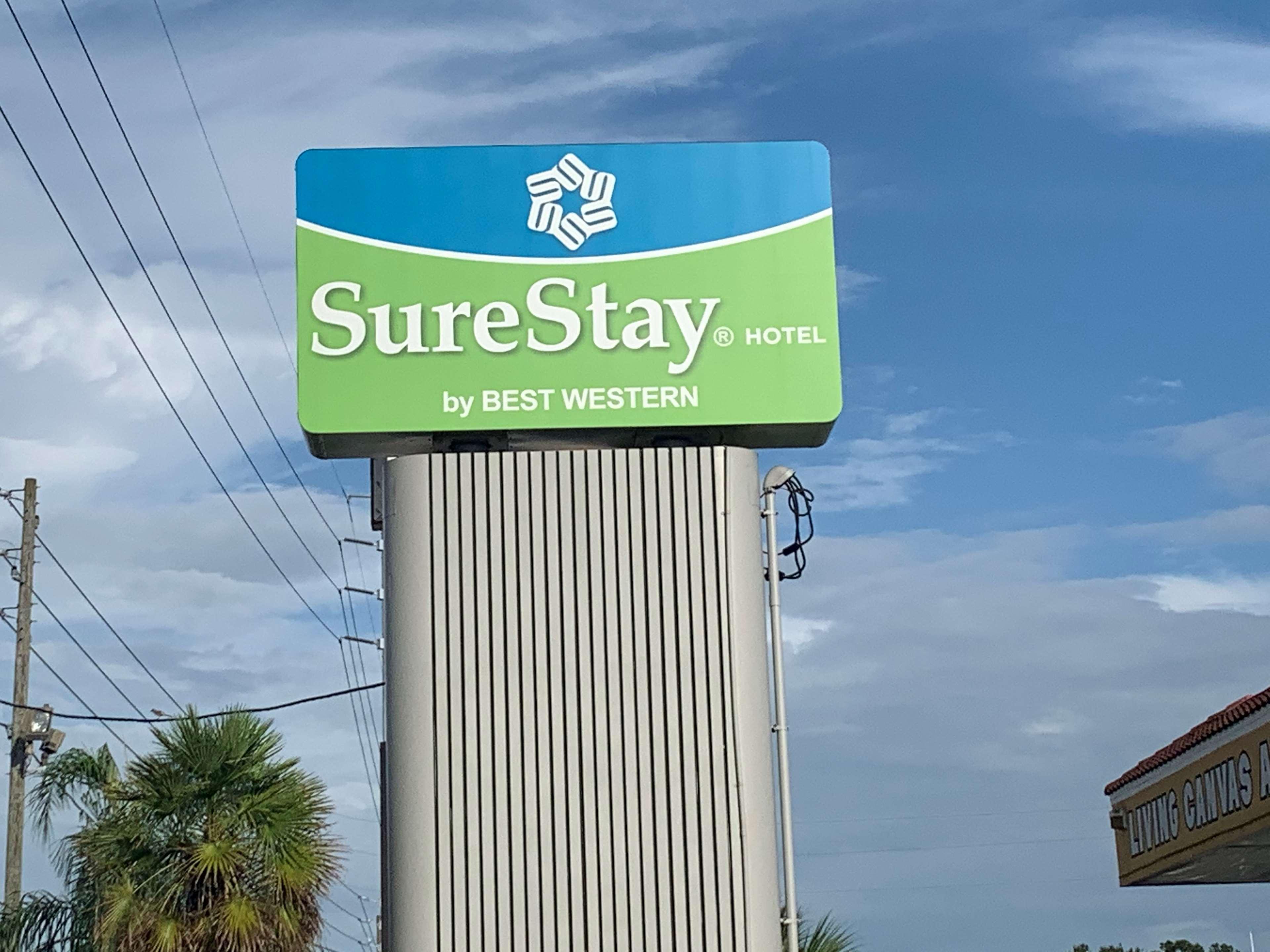 Best Western Bazarell Inn Montemorelos Bagian luar foto