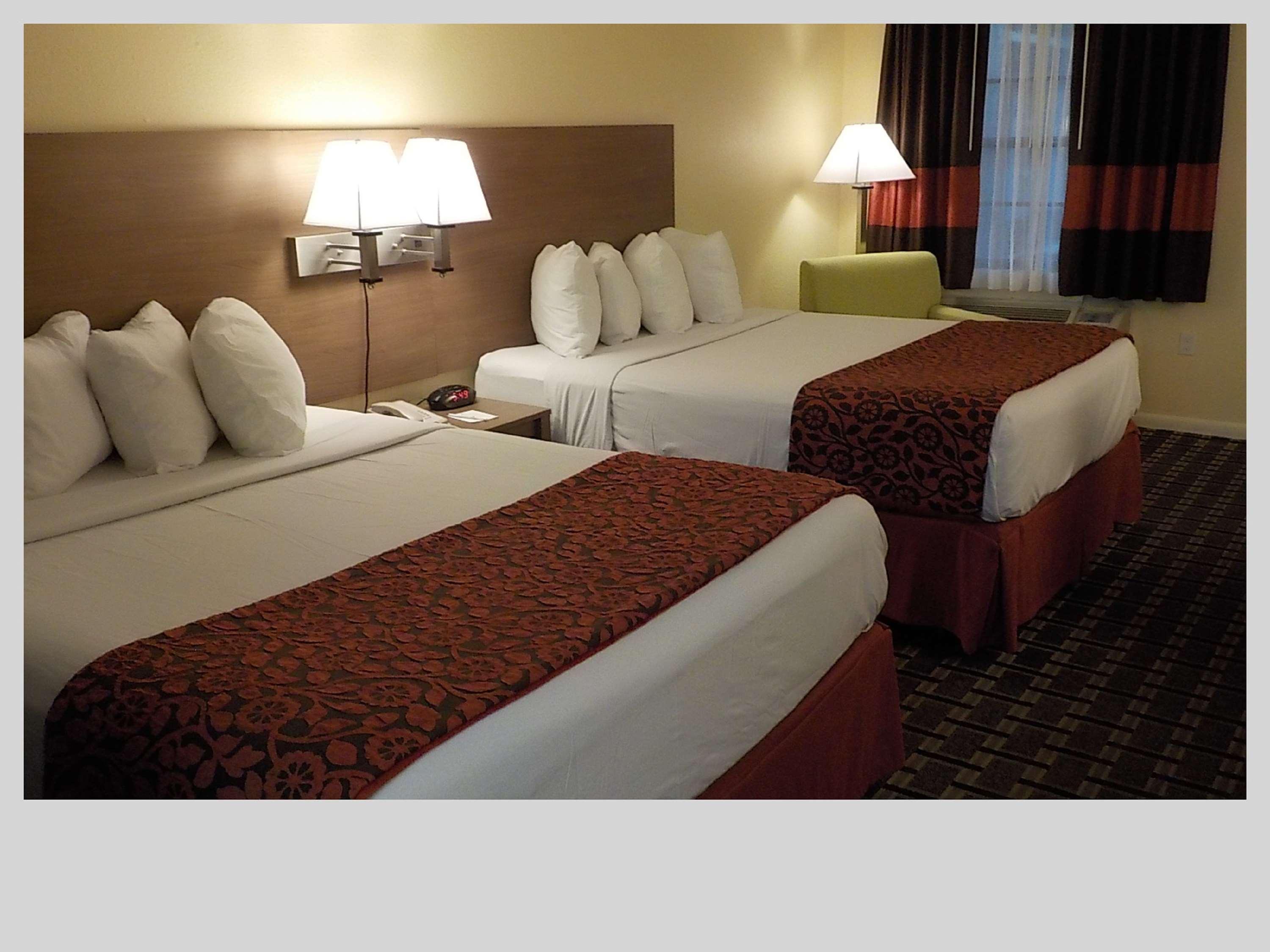 Best Western Bazarell Inn Montemorelos Bagian luar foto